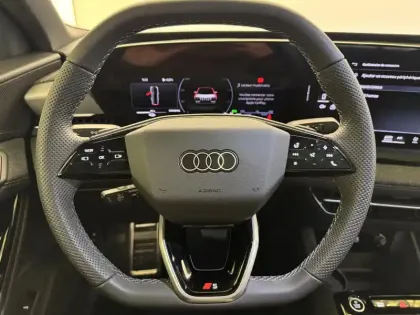 Photo 24 Audi Q6 E-tron  Sportback 306 ch 100 kWh performance