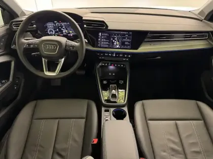 Photo 15 Audi A3  Allstreet TFSI e Hybride rechargeable 204 S tronic 6