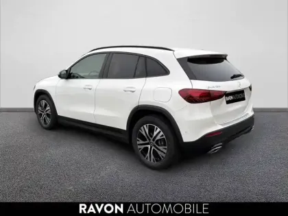 Photo 13 Mercedes GLA  180 7G-DCT