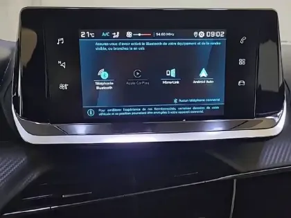 Photo 23 Peugeot 2008  PureTech 100 S&S BVM6