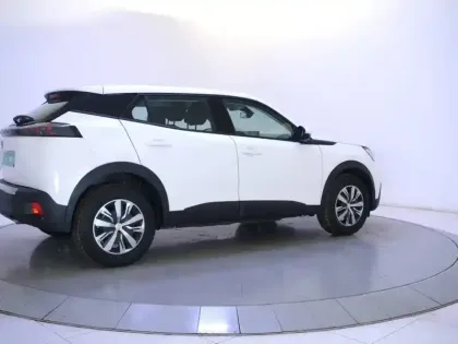 Photo 4 Peugeot 2008  PureTech 100 S&S BVM6