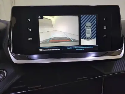 Photo 52 Peugeot 2008  Moteur électrique 136 ch