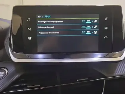 Photo 55 Peugeot 2008  Moteur électrique 136 ch