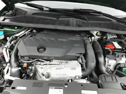 Photo 47 Peugeot 308  PHEV 180 e-EAT8