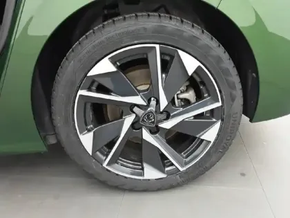 Photo 42 Peugeot 308  PHEV 180 e-EAT8