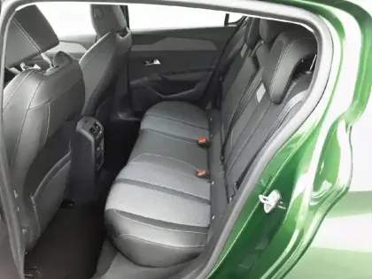 Photo 41 Peugeot 308  PHEV 180 e-EAT8