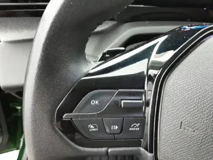 Photo 50 Peugeot 308  PHEV 180 e-EAT8