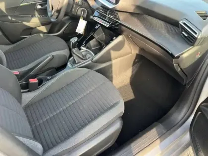 Photo 22 Peugeot 208  PureTech 75 S&S BVM5