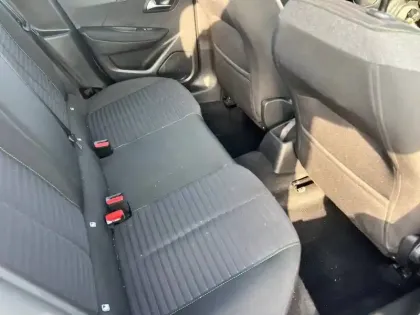 Photo 23 Peugeot 208  PureTech 75 S&S BVM5