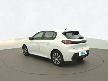 Photo 27 Peugeot 208  PureTech 75 S&S BVM5