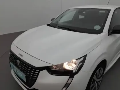 Photo 36 Peugeot 208  PureTech 75 S&S BVM5