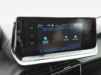 Photo 18 Peugeot 208  PureTech 75 S&S BVM5