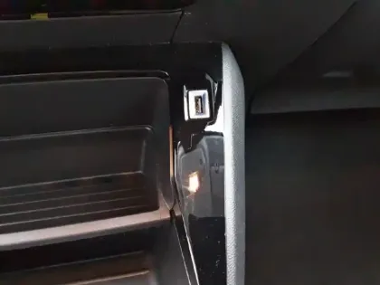 Photo 21 Peugeot 208  PureTech 75 S&S BVM5