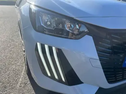 Photo 36 Peugeot 208  100 S&S BVM6