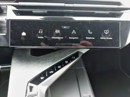Photo 39 Peugeot 5008  Hybrid 145 e-DCS6