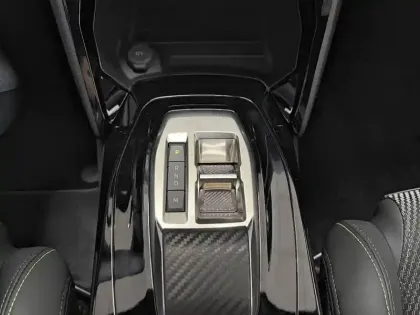 Photo 33 Peugeot 208  Hybrid 145 e-DCS6