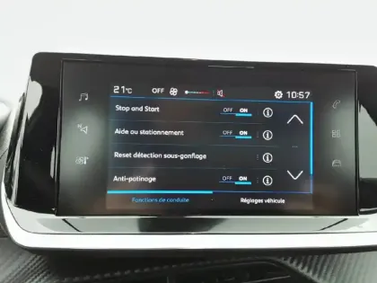 Photo 23 Peugeot 208  PureTech 75 S&S BVM5