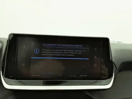 Photo 20 Peugeot 208  PureTech 75 S&S BVM5