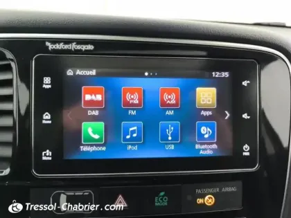 Photo 10 Mitsubishi Outlander  2.0I 200 PHEV Hybride rechargeable Essence Instyle