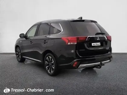 Photo 29 Mitsubishi Outlander  2.0I 200 PHEV Hybride rechargeable Essence Instyle