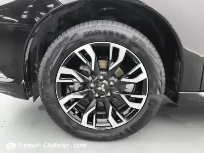 Photo 14 Mitsubishi Outlander  2.0I 200 PHEV Hybride rechargeable Essence Instyle