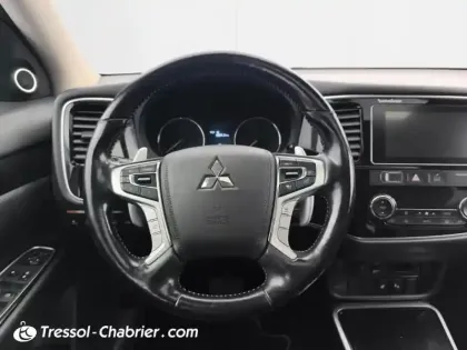 Photo 11 Mitsubishi Outlander  2.0I 200 PHEV Hybride rechargeable Essence Instyle