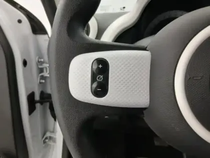 Photo 17 Renault Twingo E-TECH ELECTRIQUE III Achat Intégral - 21 Life