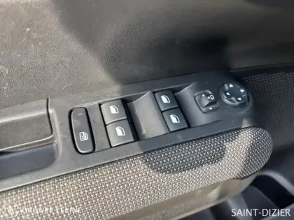 Photo 11 Citroën C3 Aircross  PureTech 110ch S&S Feel E6.d