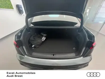 Photo 8 Audi A6  2.0 TFSI 367ch e-hybrid S line Quattro S tronic 7