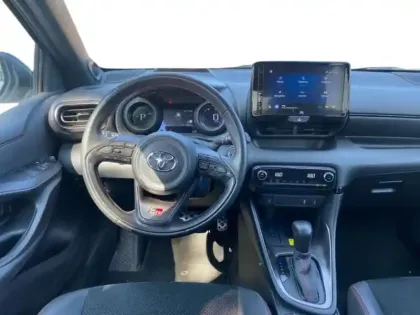 Photo 10 Toyota Yaris  116h GR Sport 5p MY22