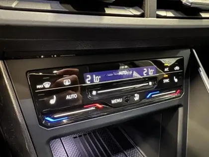 Photo 13 Volkswagen Polo  1.0 TSI 95ch Style DSG7