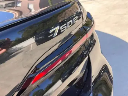 Photo 22 BMW Serie 7 Série 7 750eA xDrive 489ch M Sport