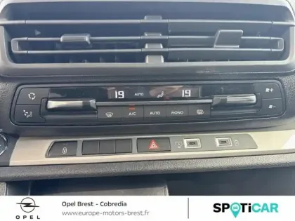 Photo 28 Opel Vivaro  Fg M 2.2 Diesel 180ch Cabine Approfondie Sportive automatique
