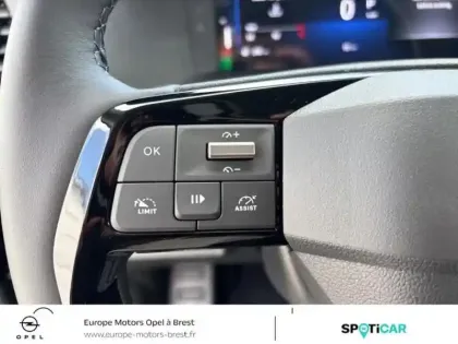 Photo 9 Opel Vivaro  Fg M 2.2 Diesel 180ch Sportive automatique