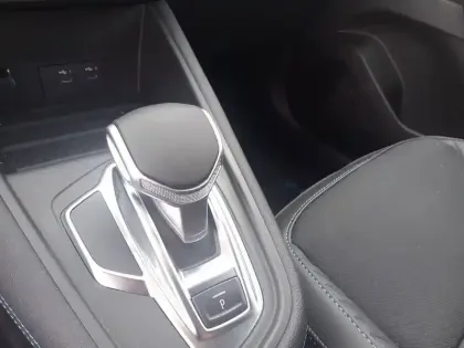 Photo 12 Renault Symbioz  E-Tech full hybrid 145