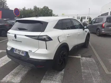 Photo 4 Renault Symbioz  E-Tech full hybrid 145