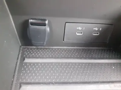 Photo 21 Renault Symbioz  E-Tech full hybrid 145