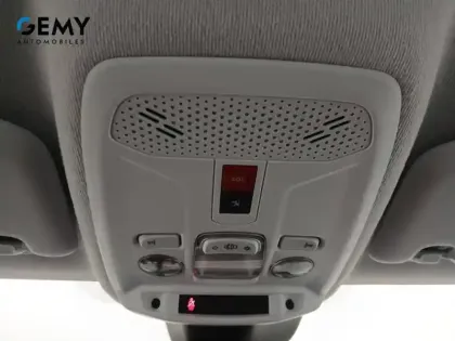 Photo 35 Peugeot 208  BLUEHDI 100 S&S BVM6