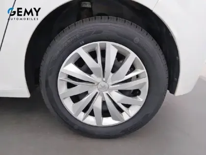 Photo 30 Peugeot 208  BLUEHDI 100 S&S BVM6