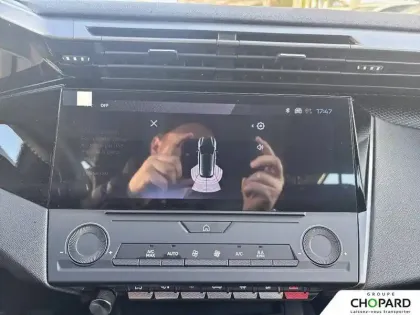 Photo 48 Peugeot 308  PureTech 130ch S&S BVM6