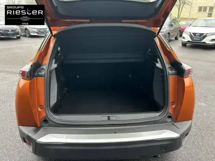 Photo 20 Peugeot 2008  PureTech 100 S&S BVM6