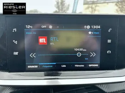 Photo 29 Peugeot 2008  PureTech 100 S&S BVM6