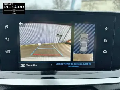 Photo 78 Peugeot 2008  PureTech 100 S&S BVM6