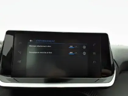 Photo 26 Peugeot 208  BlueHDi 100 S&S BVM6