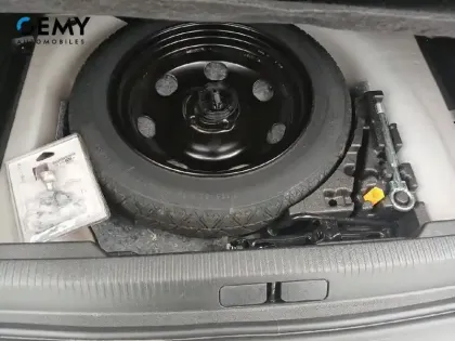 Photo 19 Peugeot 2008  BlueHDi 130 S&S EAT8