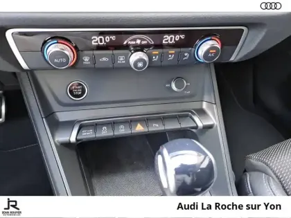 Photo 63 Audi Q3  35 TFSI 150 ch S tronic 7