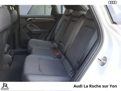Photo 43 Audi Q3  35 TFSI 150 ch S tronic 7