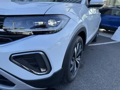 Photo 28 Volkswagen T-cross  1.0 TSI 115 Start/Stop DSG7