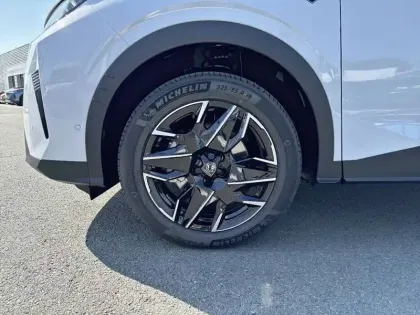 Photo 32 Peugeot 5008  Hybrid 145 e-DCS6