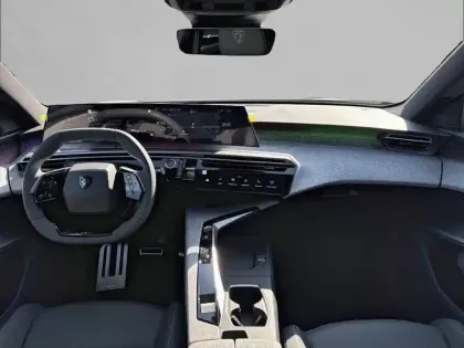 Photo 27 Peugeot 5008  Hybrid 145 e-DCS6